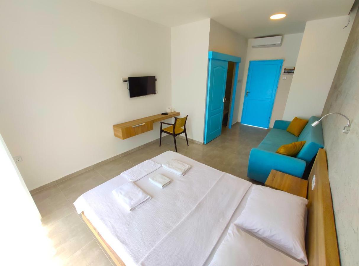 Oasis At Ayfilon Hotel Rizokarpaso ภายนอก รูปภาพ