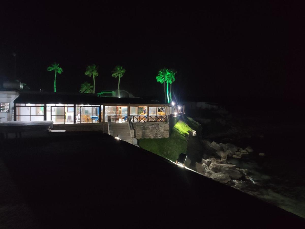 Oasis At Ayfilon Hotel Rizokarpaso ภายนอก รูปภาพ